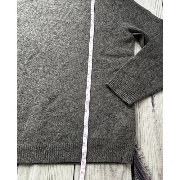 Eddie Bauer Men's Size XL 100% Lambswool Gray Sweater Warm Cozy Wool - Picture 4 of 8